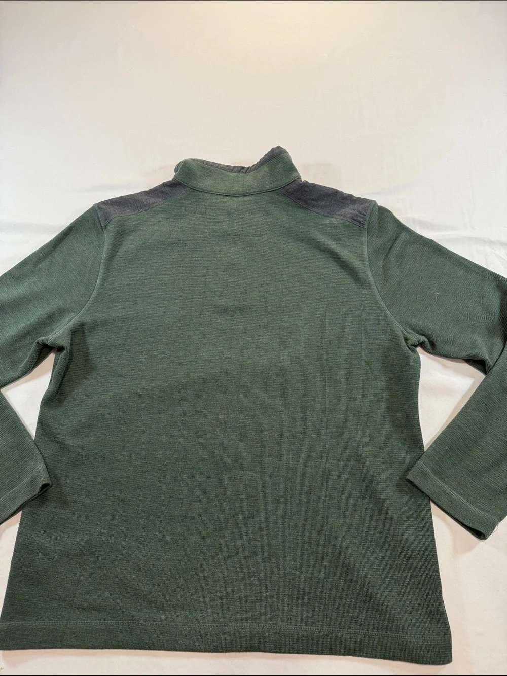 Banana Republic Green Quarter-Zip Pullover with Dark Trim XL